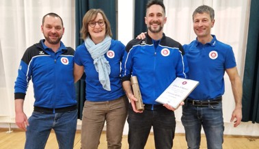 Christian Rebholz ist neues Ehrenmitglied des JJJC Rheintal