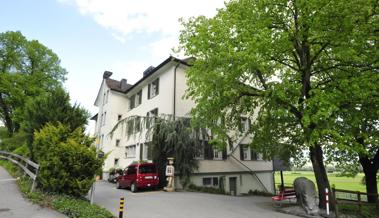Grosses Ausräumen im Altersheim Forst