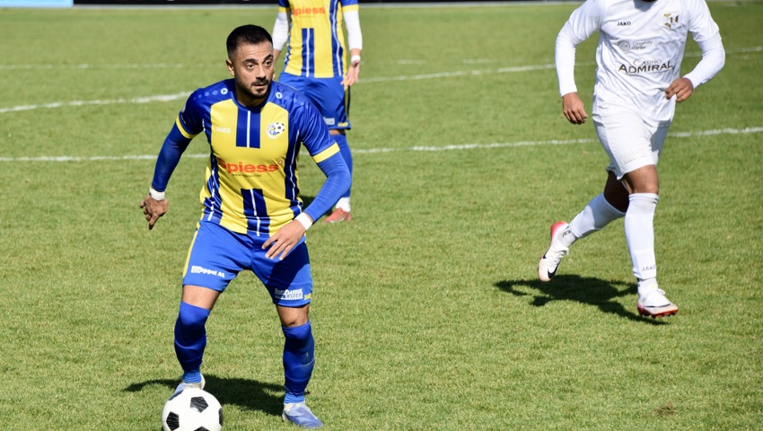 Beim FC Au-Berneck (mit Baha Alsufi) kommt es gleich zu einem wegweisenden Spiel.