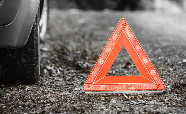 Mann gerät in Feldkirch auf Strasse und verstirbt nach Unfall