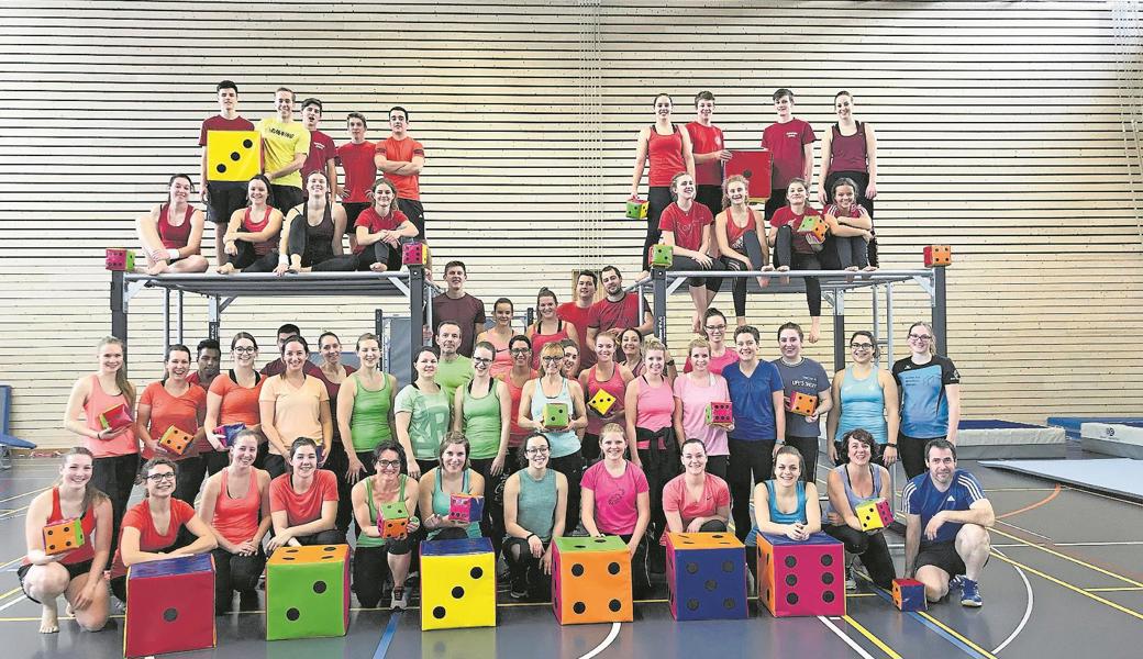 Die Rheintaler Gymnaestrada-Gruppe «Swiss Fantasy» organisiert die Premiere in Widnau. 
