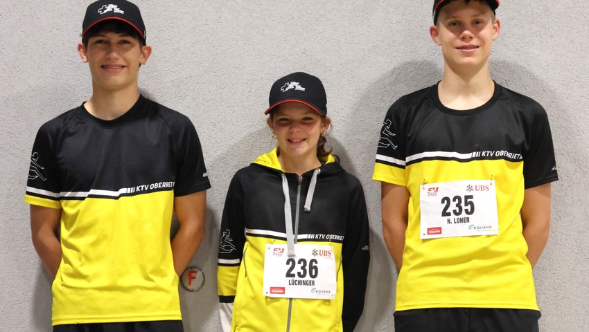 Liefen an der Schweizer Meisterschaft neue Bestzeiten und damit Topplatzierungen heraus (von links): Joa Gächter, Jael Lüchinger und Nico Loher.