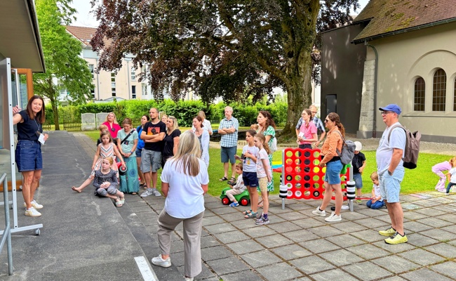 Ökumenische Kirche Kunterbunt: Das grosse Testen