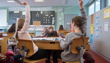 In der Schule werden die Schulzimmer knapp