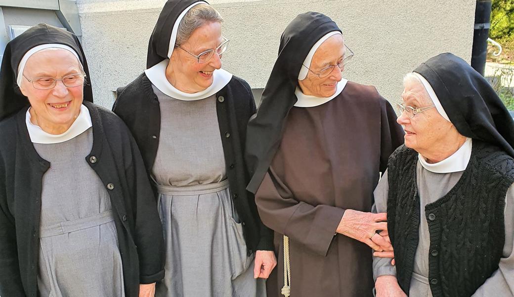Die vier Schwestern von Maria Hilf (von links): Schwester Johanna, Frau Mutter Angelika, Schwester Bernadette und Schwester Bernadette-Maria.  Die vier Schwestern von Maria Hilf (von links): Schwester Johanna, Frau Mutter Angelika, Schwester Bernadette und Schwester Bernadette-Maria.