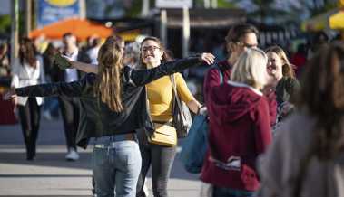 Tisch-Bowling, Rocknacht und mehr WC's auf dem Messegelände: Was du zur Rhema wissen musst