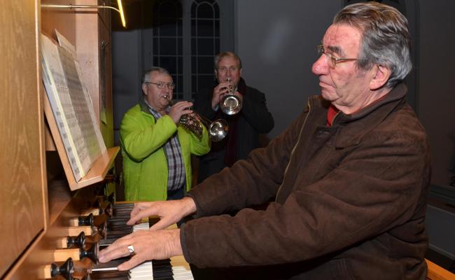 Chor am Ende - Fusion kein Thema