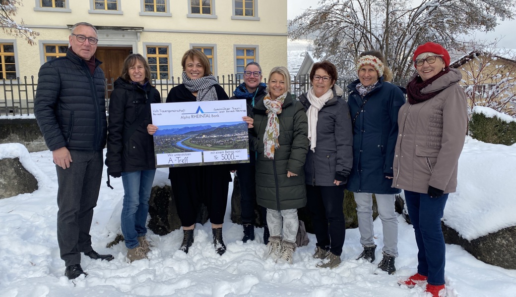 Der Erlös vom Bernecker Jahrmarkt von 5'000 Franken kommt dem A-Treff in Heerbrugg zugute