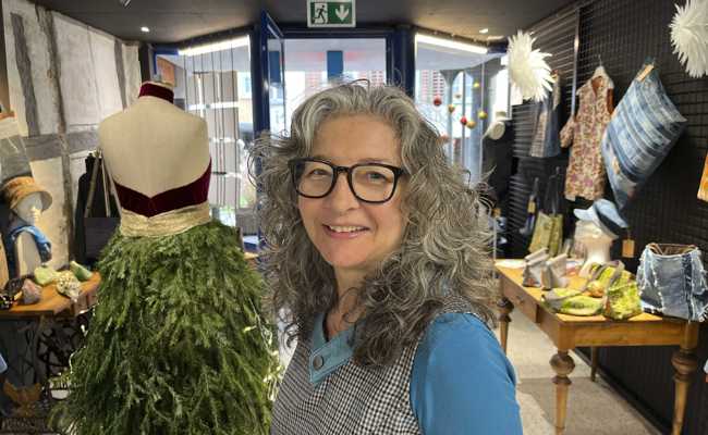 «Ich mag die Nasenspitzen an der Scheibe», sagt Sonja Steiger, die im Pop-up-Store einzog