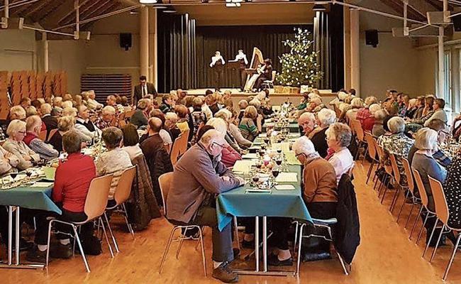 Senioren-Adventsfeier im Rheinausaal