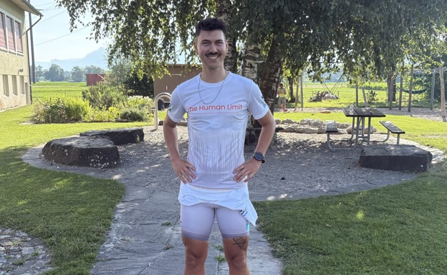 Auf Rollschuhen um die Welt: Extremsportler aus Rüthi startet seinen Weltrekordversuch