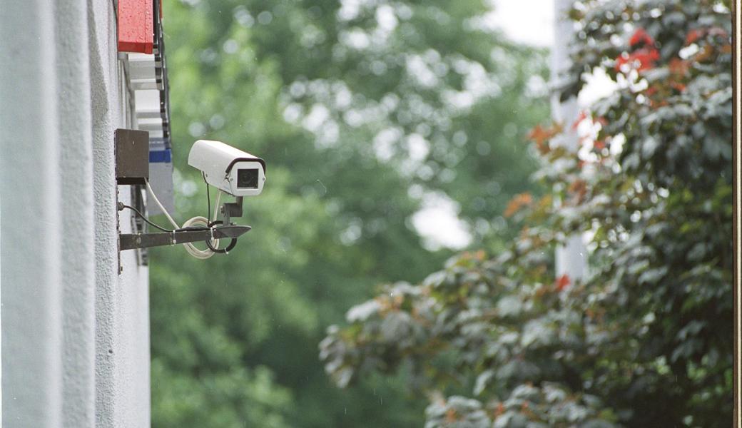 Unter anderem wird dies im Polizeireglement geregelt: Videoüberwachung im öffentlichen Raum ...