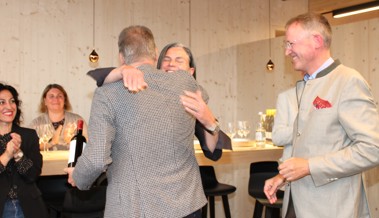 Nüesch Weine hat den neuen Geschäftssitz im Industriegebiet Wegen eingeweiht