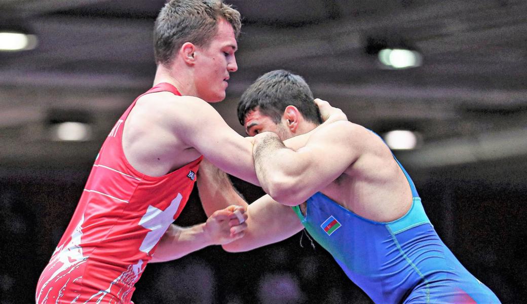 Ramon Betschart (links) scheiterte in Budapest erst im Halbfinal am zweifachen EM-Medaillengewinner Islam Abbasov aus Aserbaidschan. 
