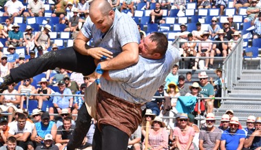 Domenic Schneider gewinnt das Appenzeller Kantonalschwingfest