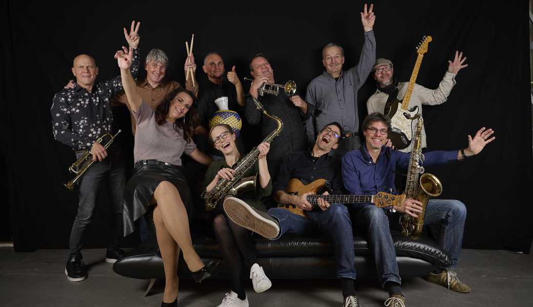 Funkollective als eine von vielen Bands zeigen auch optisch, worum es an der Staablueme geht: um viel Vergnügen.  Funkollective als eine von vielen Bands zeigen auch optisch, worum es an der Staablueme geht: um viel Vergnügen.