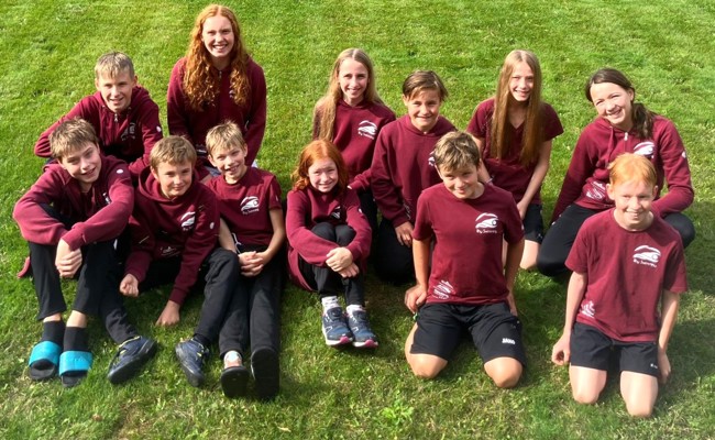 Die Jugend von Rhy Swimming startet stark in die neue Saison