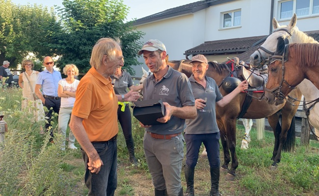 Ehrenmitglied erhielt zum Geburtstag überraschenden Besuch