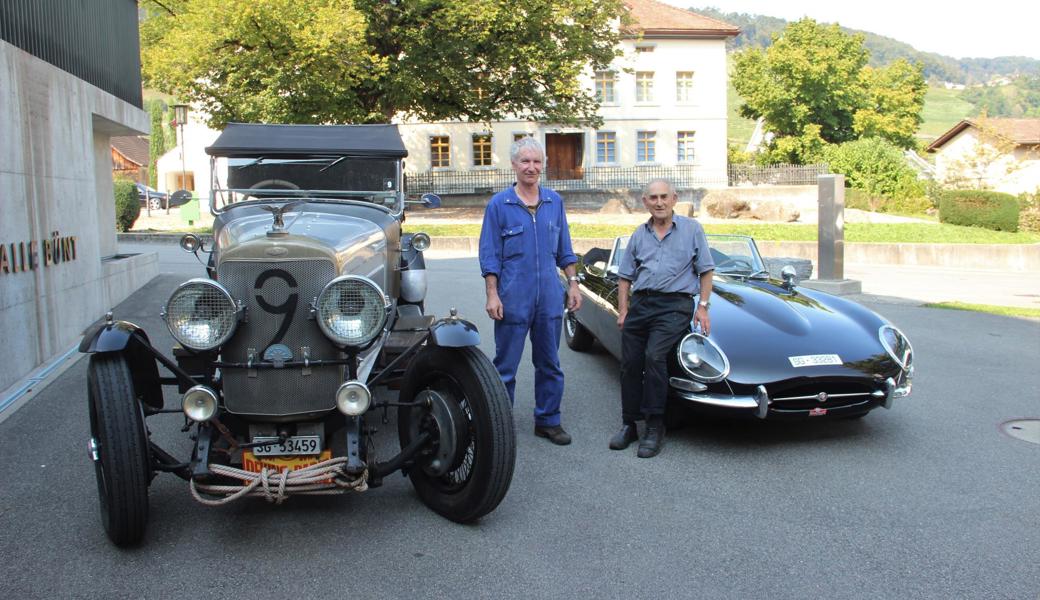 Hitsch Kobelt und Kurt Forster wollten an der Oldtimer-Trophy vom 27. September teilnehmen, die nun auf Juni verschoben wurde. Kobelt wäre mit einem Sunbeam 25 HP Sporttourer (Baujahr 1928) mitgefahren, Forster mit einem Opel GT, Baujahr 1970. Zwei weitere Autos hätten Forsters Söhne Reto und Markus gelenkt. Abgebildet ist Kurt Forster hier allerdings mit seinem Jaguar E-Type Serie 1, Jahrgang 1964.