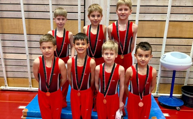 Nachwuchsturner des TZR massen sich am Fürstenland-Cup in Wil