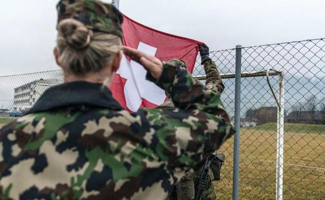 Das erlebt eine Frau im Militär
