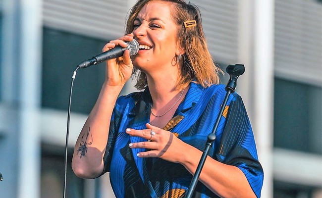 Songwriter-Night im Haus zum Eckstein mit Céline Hales