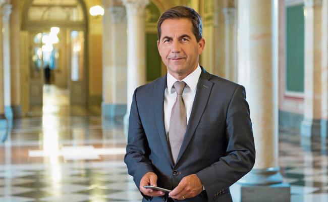 Bundeskanzler hält Versprechen