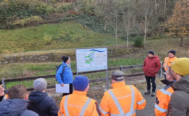 Führungsstab Unteres Rheintal besichtigt Hochwasserschutzprojekt «Littenbach-Äächeli»