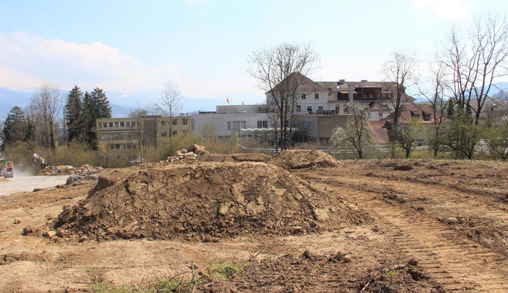 Was derzeit nach einer Spitalbaustelle aussieht, hat mit dem Altstätter Spital nichts zu tun; es geht um eine Gebietserschliessung.