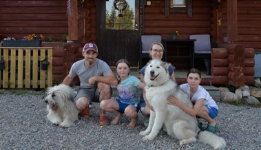 Bont lässt die Geschichte einer Husky-Hündin lebendig werden – er schlüpfte sogar ins Hunderudel