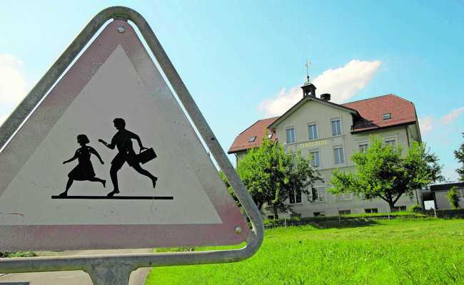 Krisenintervention wegen Amokdrohungen an Schule