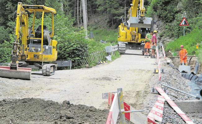 Strasse bleibt gesperrt