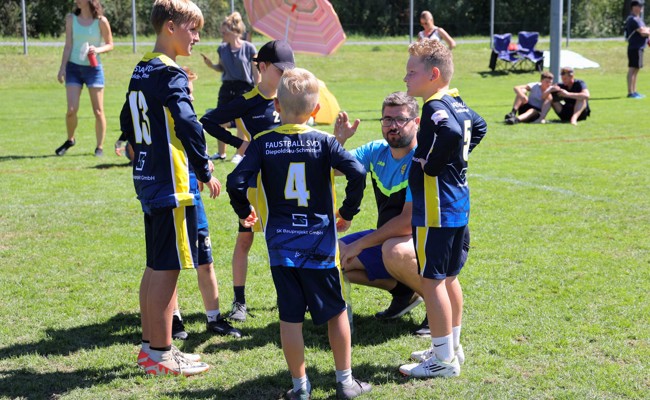 Faustballjugend aus der Schweiz spielte um die Meistertitel