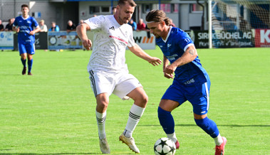 Der FC Rüthi müht sich gegen Aufsteiger Glarus zu einem 1:0-Sieg: Alessandro Kräuchi trifft herrlich
