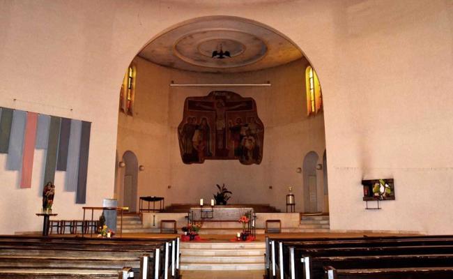 Kirchenrenovation planen und Pfarrhaus erneuern