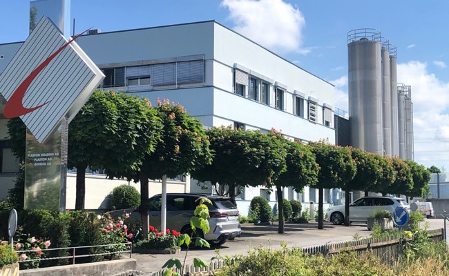 Die Plaston-Gruppe verkauft ihre Aktienmehrheit an den Schweizer Industriepartner Grapha Holding