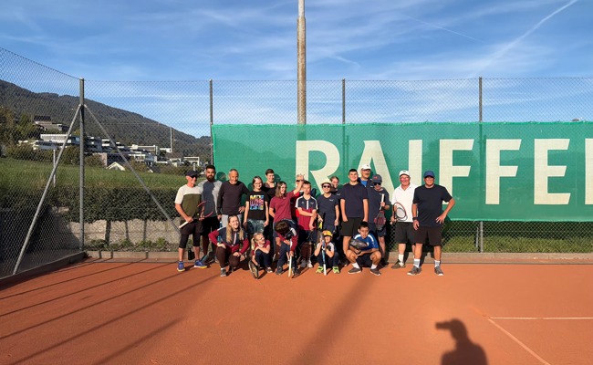 Ein besonderer Nachmittag auf den Tennisplatz
