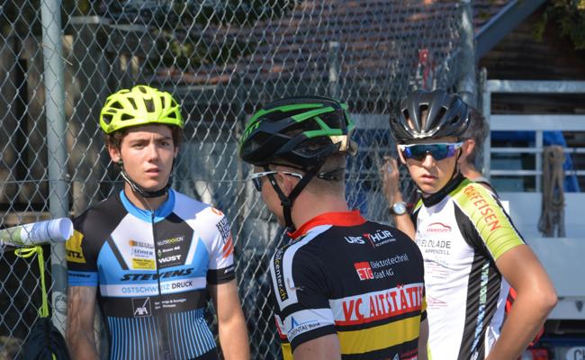 450 Sportbegeiterte absolvierten den Rhyathlon