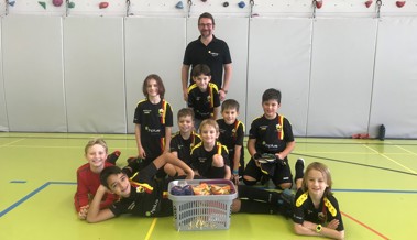 E-Junioren des Fussballclubs spielen in neuem Dress