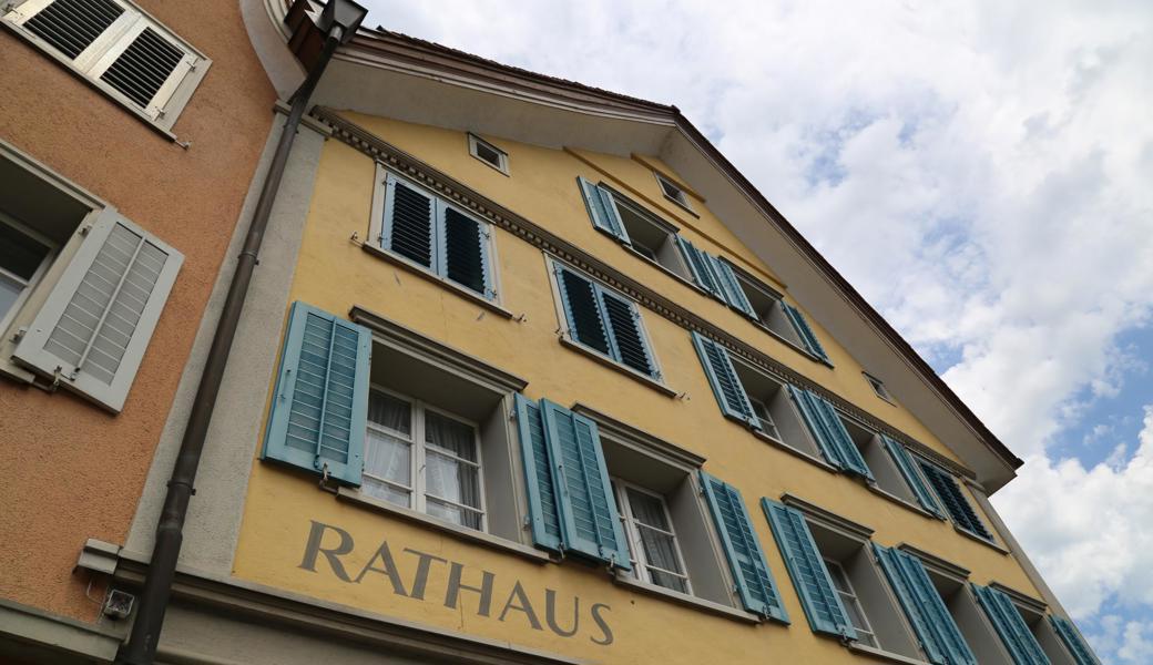 Rathaus Thal: Statt hier dürfen Mitarbeitende der Verwaltung auch künftig gelegentlich von zu Hause aus arbeiten.