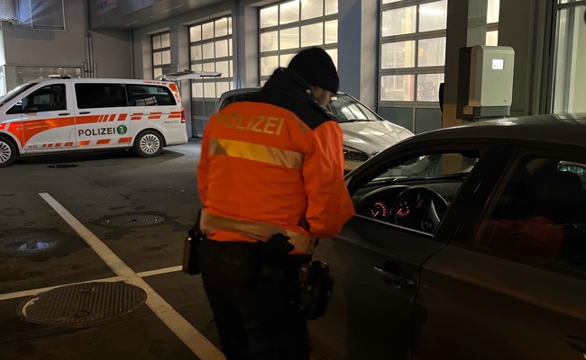 Lichtkontrolle mit TCS und Amag-Garage: Kantonspolizei stoppte 98 Fahrzeuge
