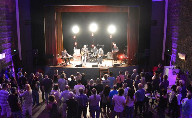 Tickets für "Blues im Madlen" gewinnen!