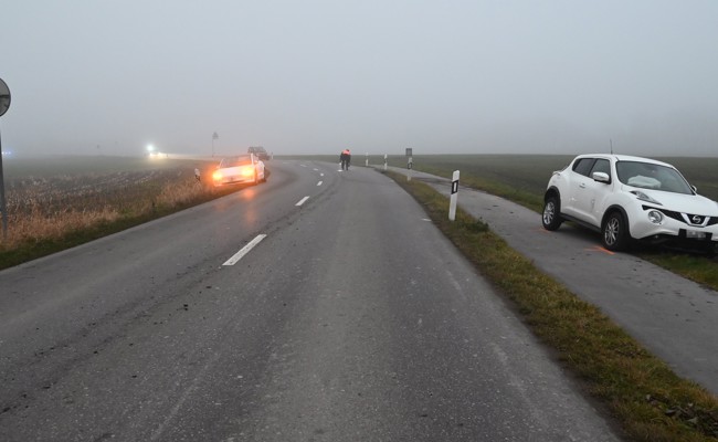 62-Jähriger gerät fahrunfähig auf die Gegenfahrbahn: Zwei Verletzte und Sachschaden