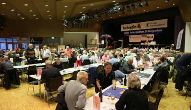 Jassen verbindet Generationen – das grösste Turnier im Rheintal steuert aufs Finale zu