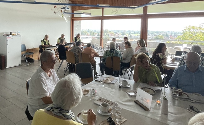 Stimmungsvoller Nachmittag mit der Zithergruppe