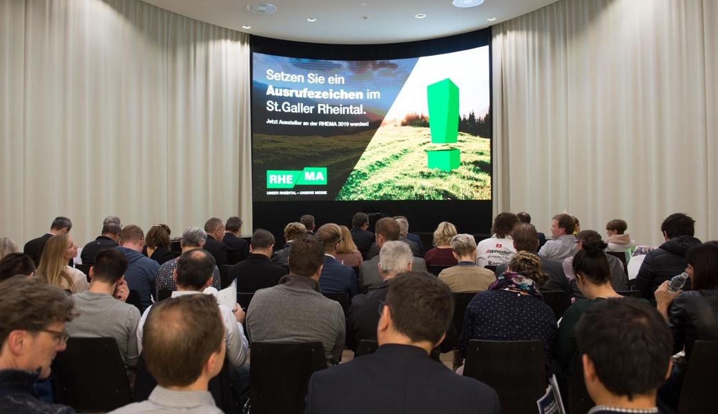 Etwa 50 Interessierte nahmen am Seminar teil.