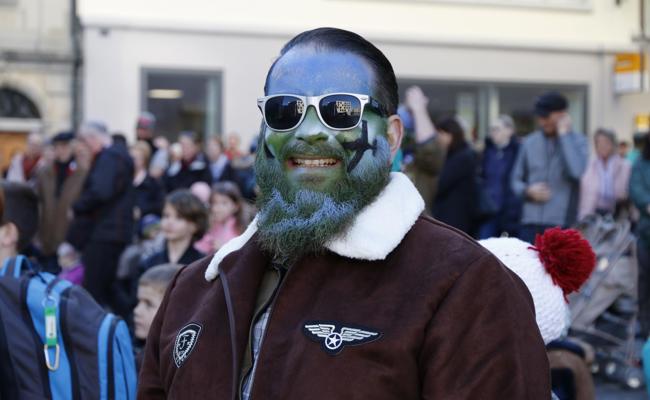 Piloten mit Orangen im Anflug