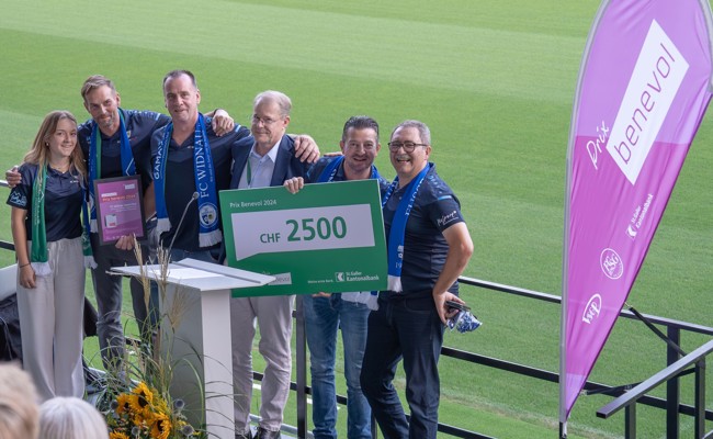 Der FC Widnau gewinnt den Prix Benevol in der Kategorie Sport