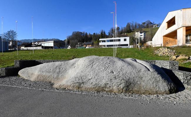 Wie viel Platz für den Grossen Stein?