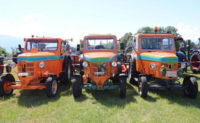 Alte Traktoren bestaunen